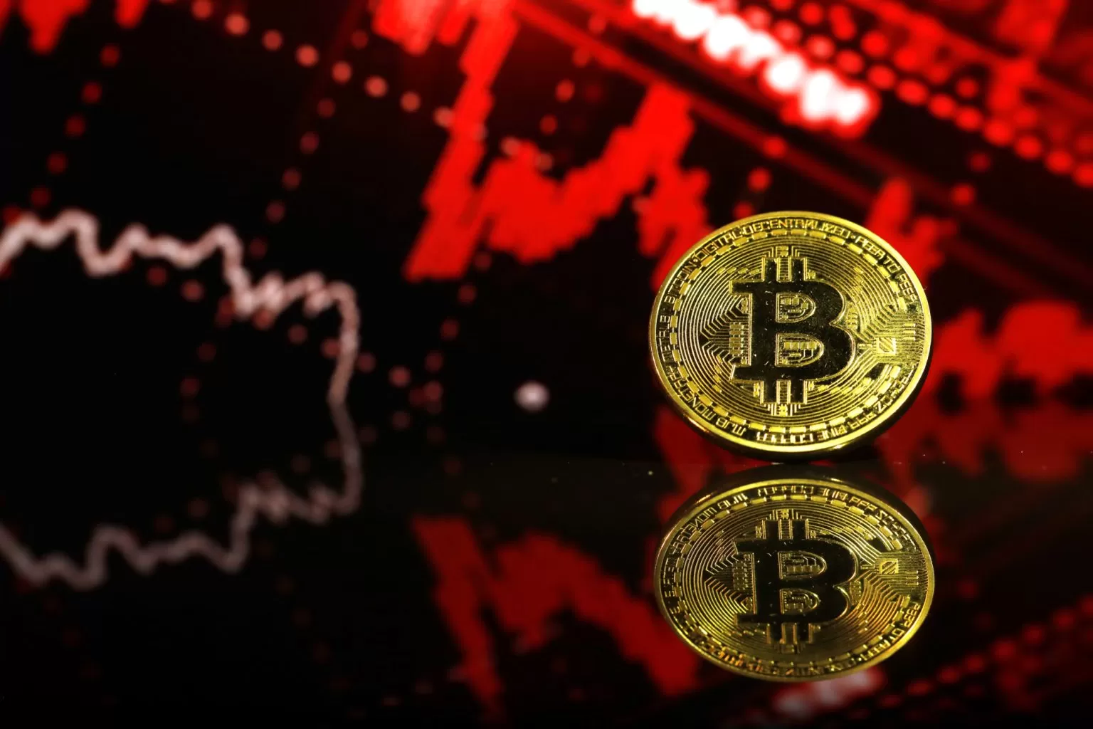 Bitcoin Kırmızı Bölgede: Efsanevi Analist, Bundan Sonra Beklediklerini Açıkladı – Endişelenmeli Miyiz?